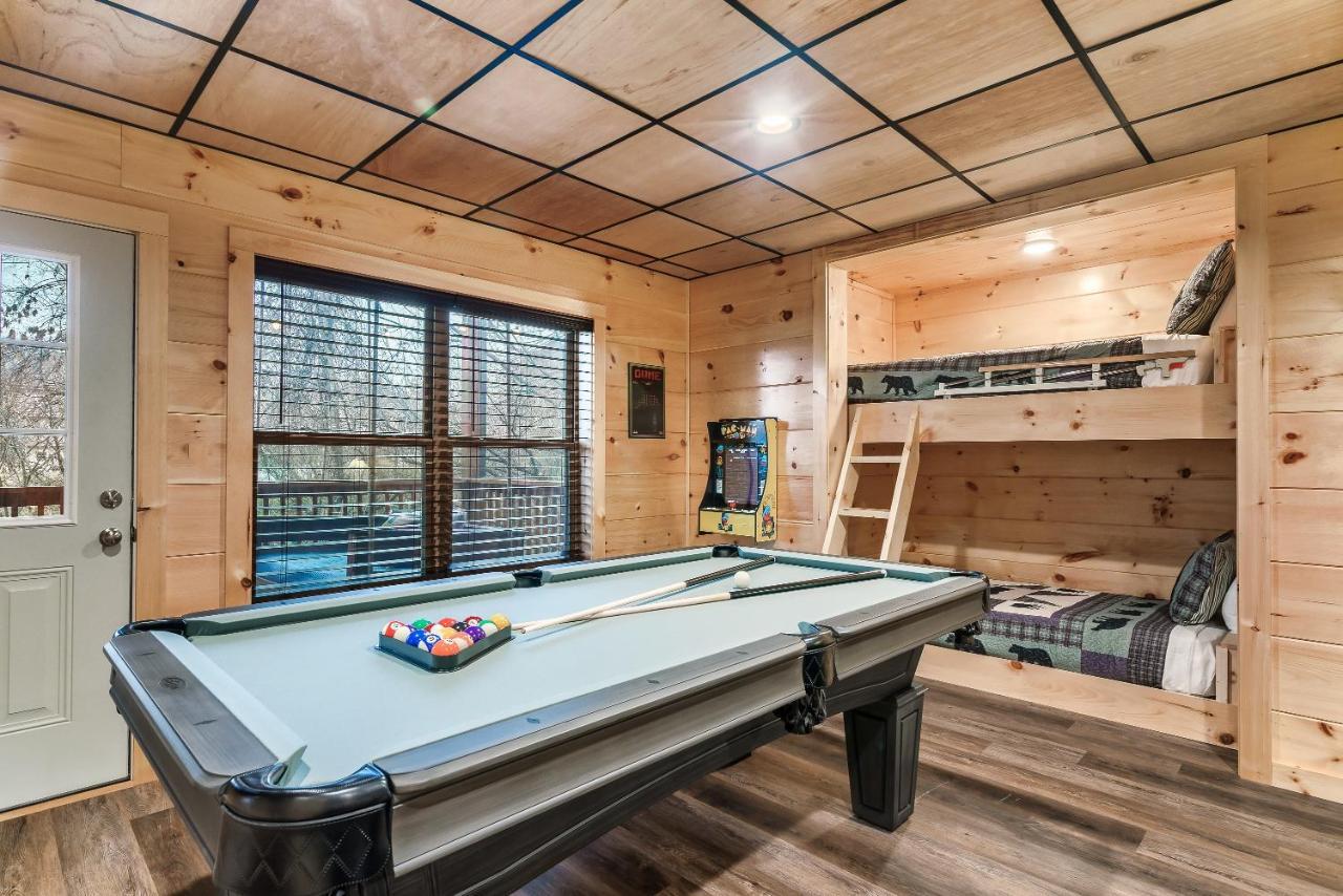 Mountains R Calling, Cozy Hideaway, King Beds, Hot-Tub, Arcade, Ev Ready Pigeon Forge Exterior foto
