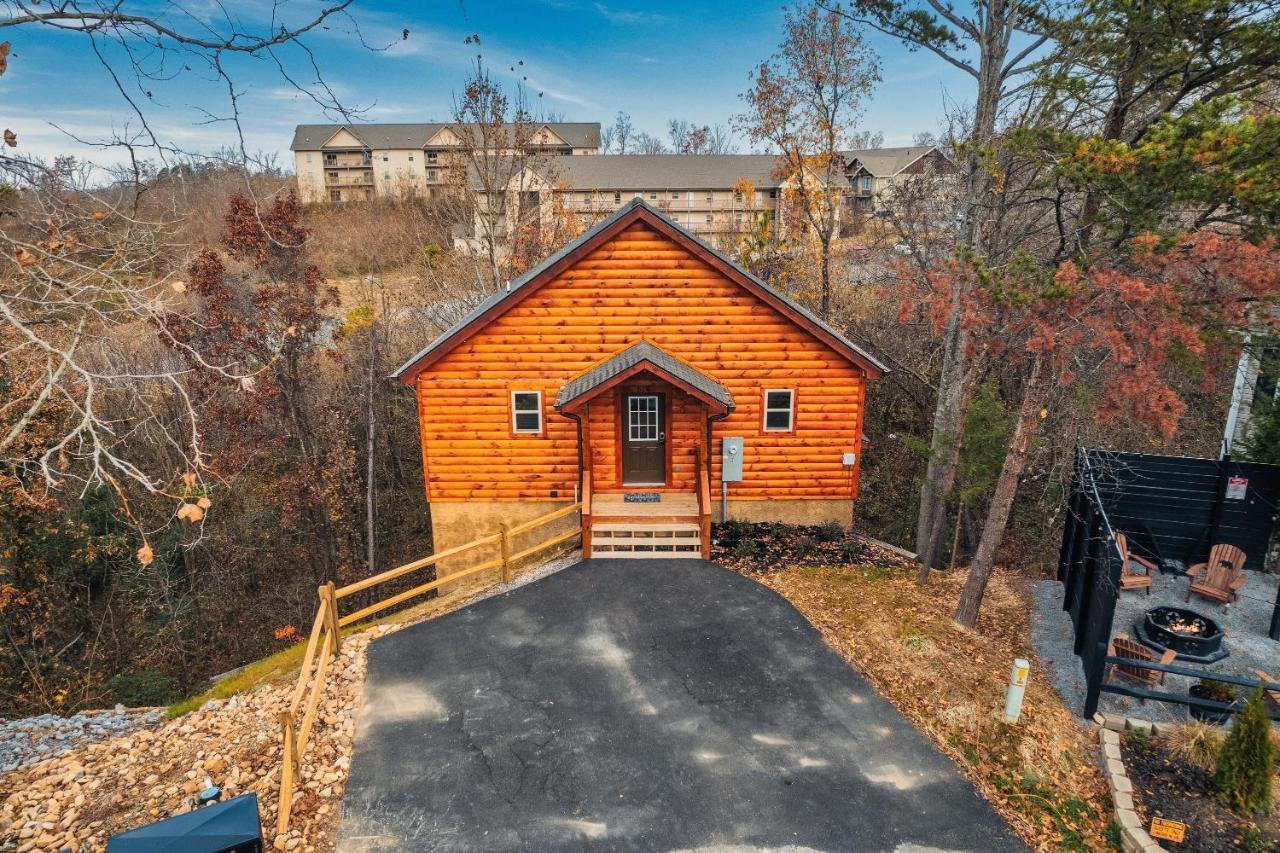 Mountains R Calling, Cozy Hideaway, King Beds, Hot-Tub, Arcade, Ev Ready Pigeon Forge Exterior foto