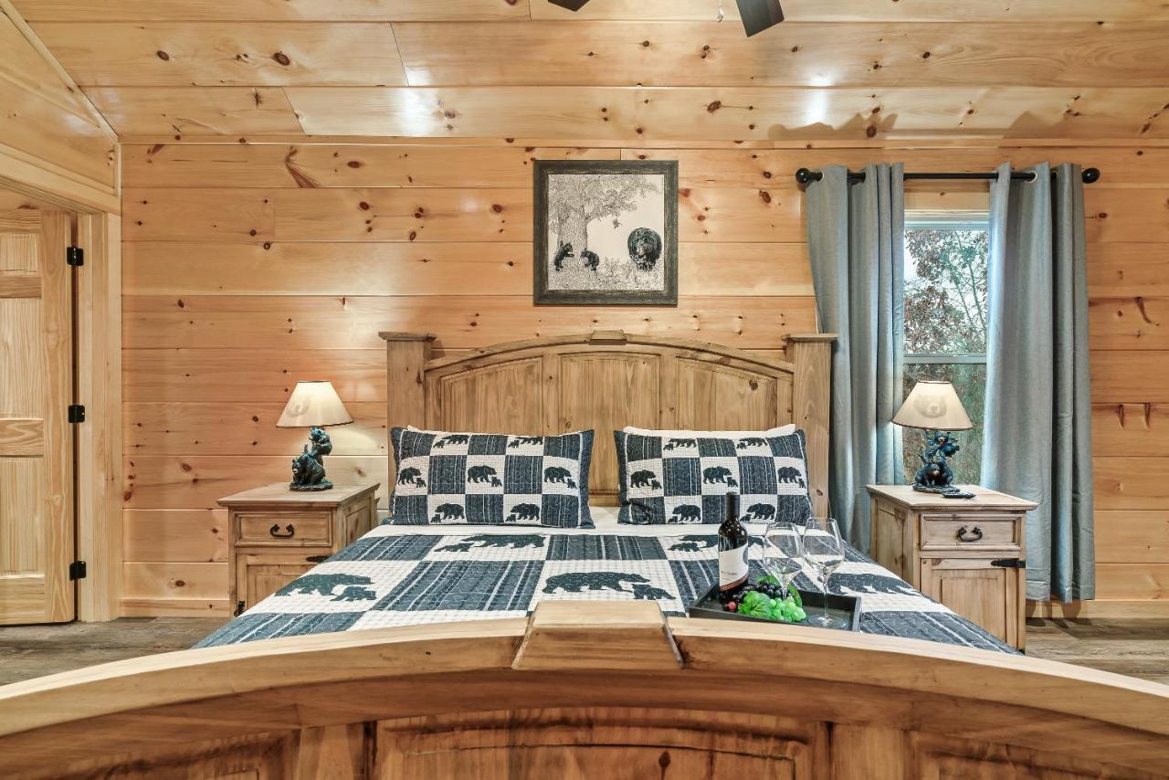 Mountains R Calling, Cozy Hideaway, King Beds, Hot-Tub, Arcade, Ev Ready Pigeon Forge Exterior foto